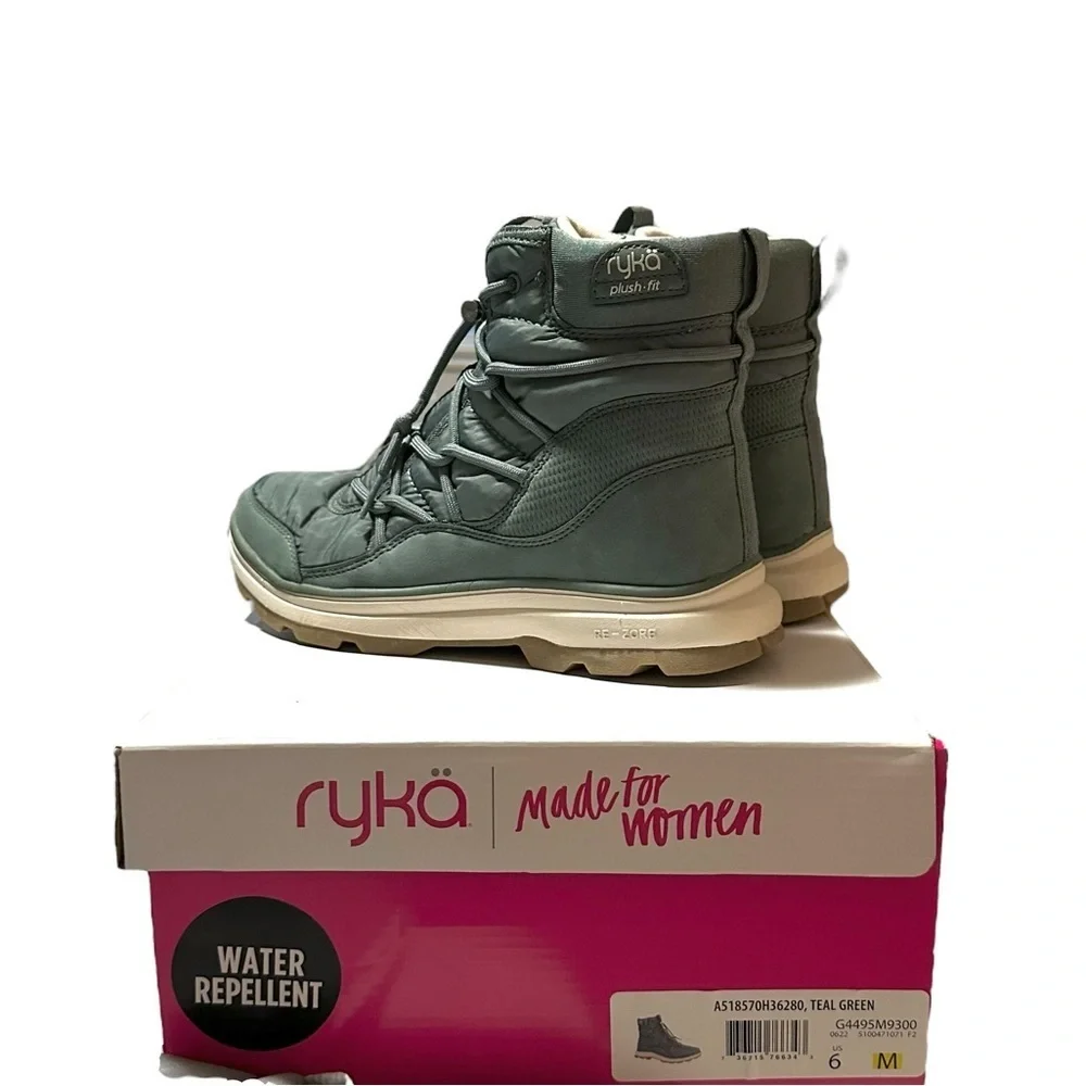 Ryka Brae Women's Teal Green Cold Weather Sneaker Lace Up Boots 6